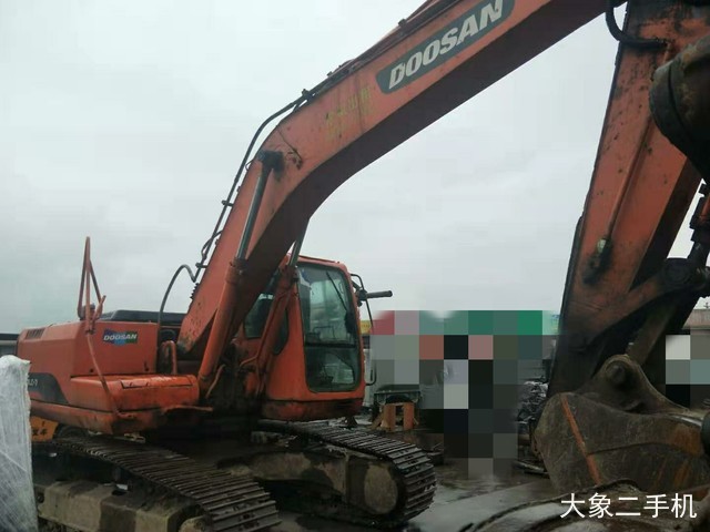 斗山 DH225LC-7 挖掘机