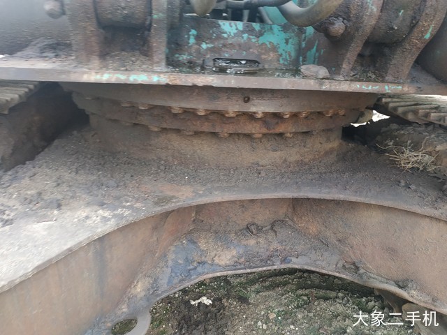 神钢 SK200-8 挖掘机