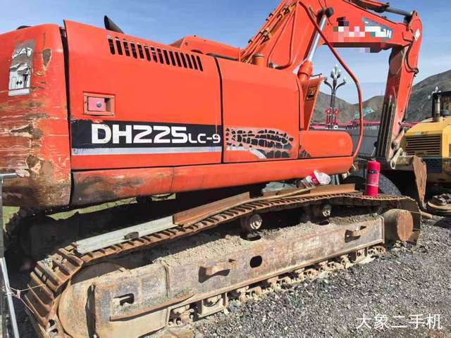 斗山 DH225LC-7 挖掘机
