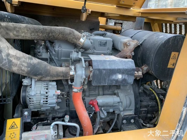 三一重工 SY75C-10 挖掘机