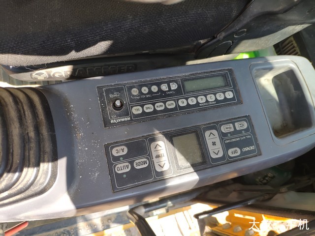 小松 PC300-7 挖掘机