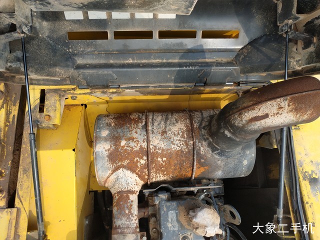 小松 PC220-8 挖掘机