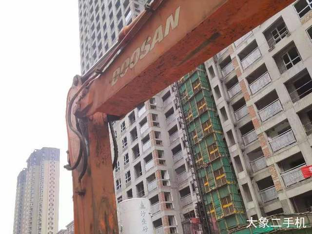 斗山 DH225LC-7 挖掘机