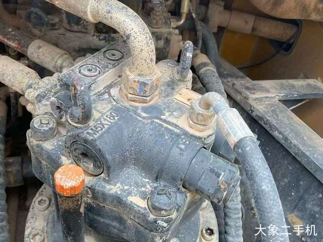 徐工 XE200DA 挖掘机