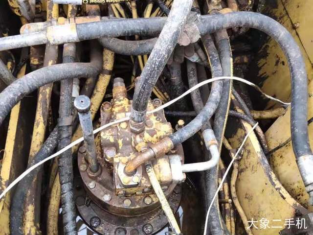 卡特彼勒 320C 挖掘机