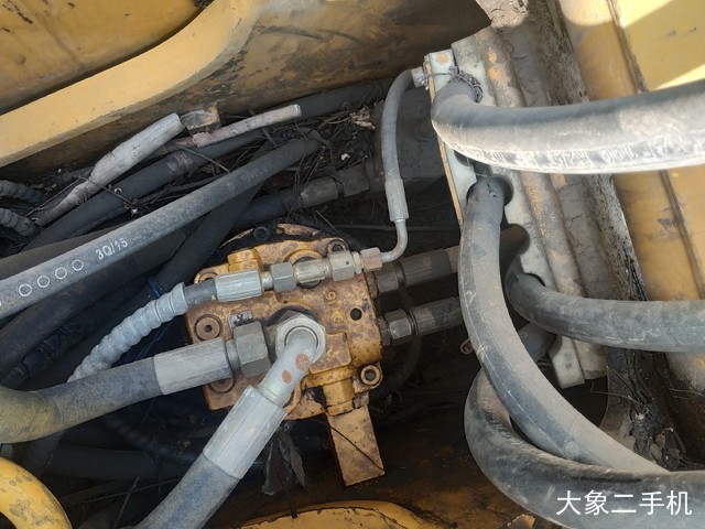 三一重工 SY75C 挖掘机