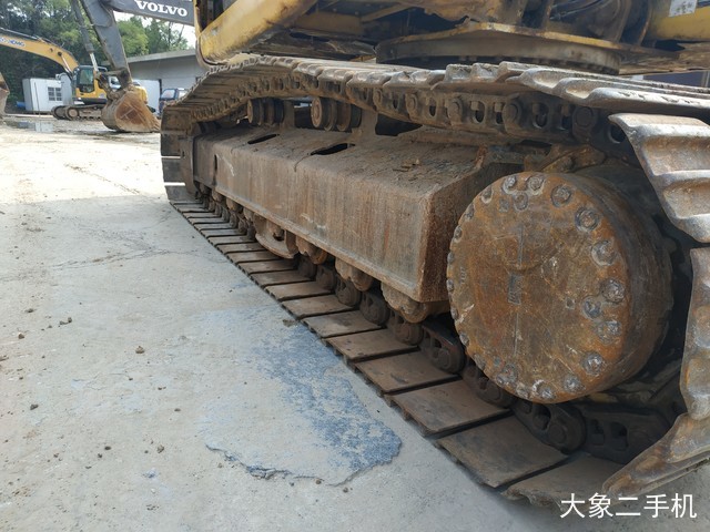 小松 PC220-8 挖掘机