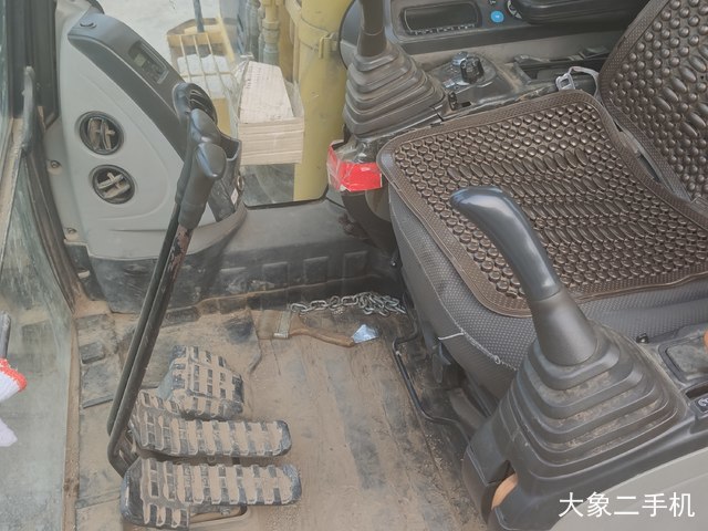 住友 SH240-5 挖掘机