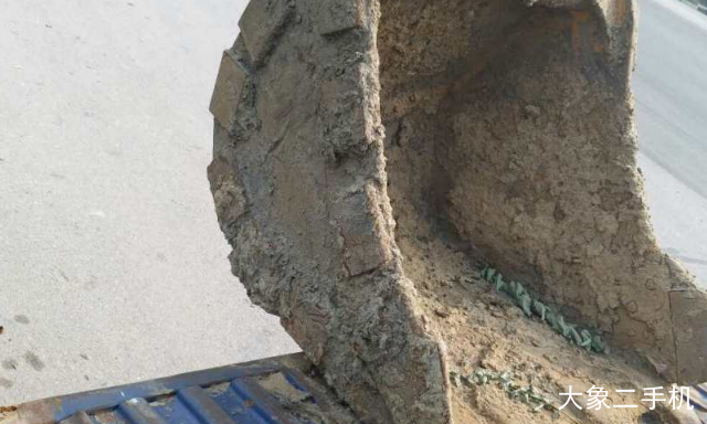 龙工 LG6060 挖掘机