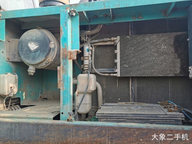 神钢 SK260LC-8 挖掘机