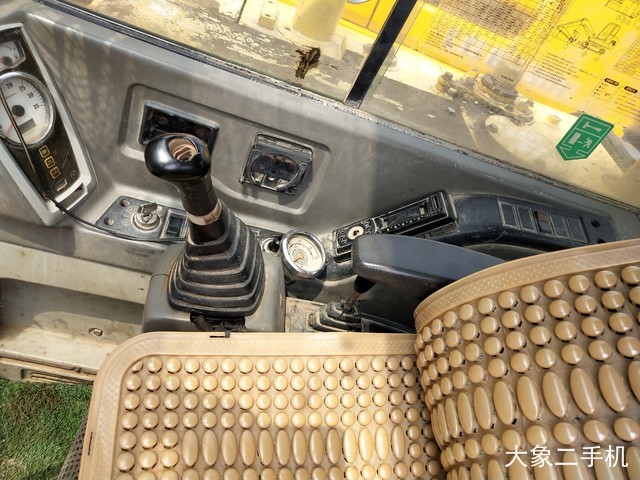 现代 R60-7 挖掘机