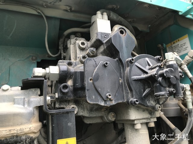 神钢 SK460-8 挖掘机