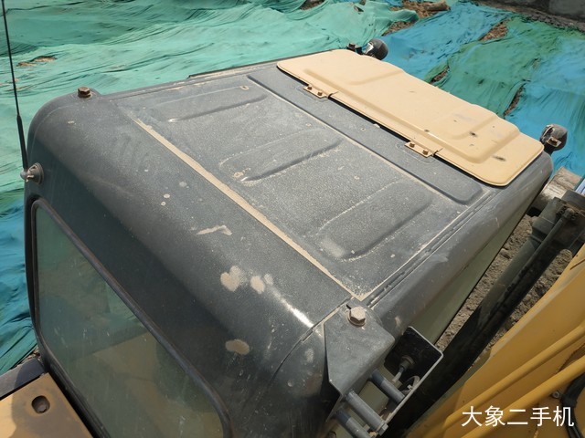 卡特彼勒 323D2L 挖掘机