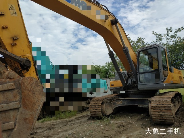 徐工 XE335C 挖掘机