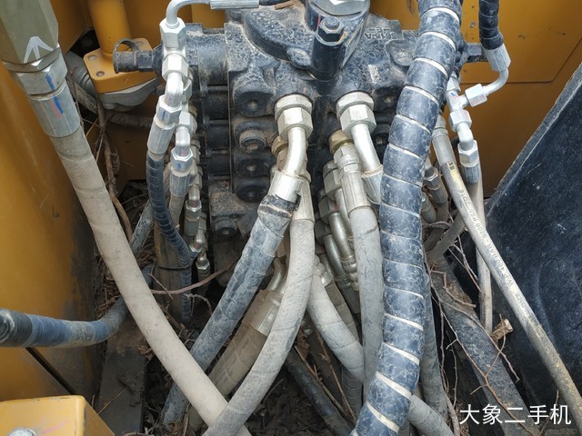 三一重工 SY75C 挖掘机