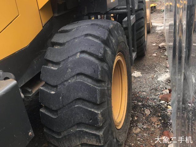 山东临工 LG918 装载机