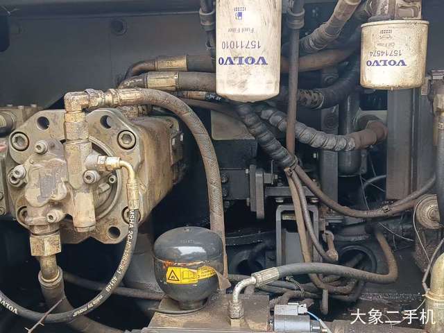 沃尔沃 EC120D 挖掘机