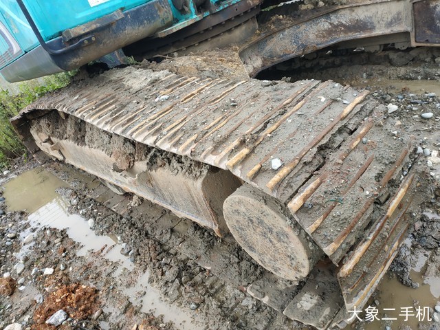 神钢 SK260LC-8 挖掘机