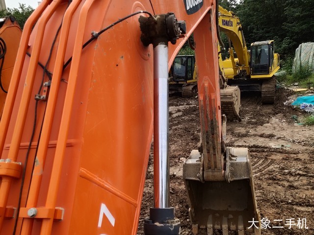 斗山 DX260LC-9C 挖掘机