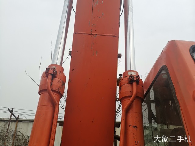 斗山 DH225LC-9 挖掘机