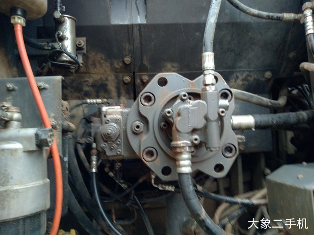 住友 SH240-5 挖掘机