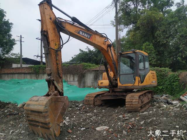 三一重工 SY135C 挖掘机