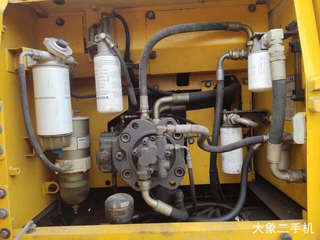 沃尔沃 EC240BLC 挖掘机