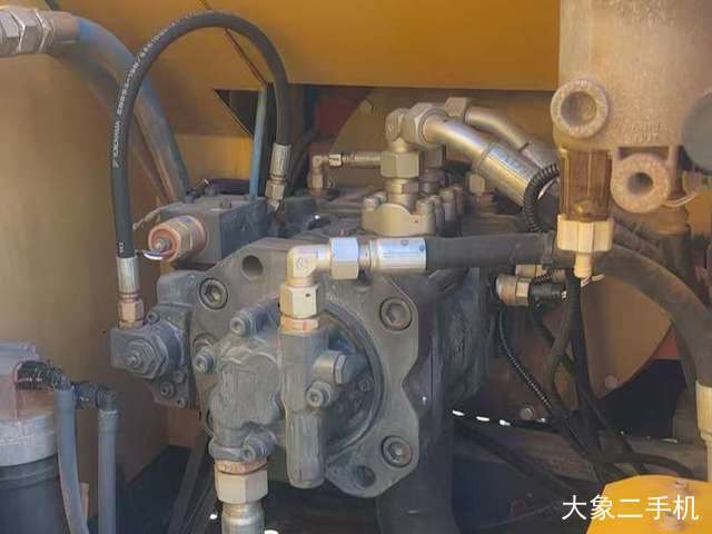 徐工 XE135D 挖掘机