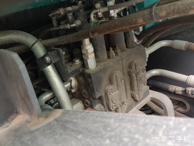 神钢 SK350LC-10 挖掘机