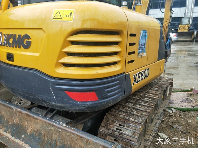 徐工 XE60 挖掘机