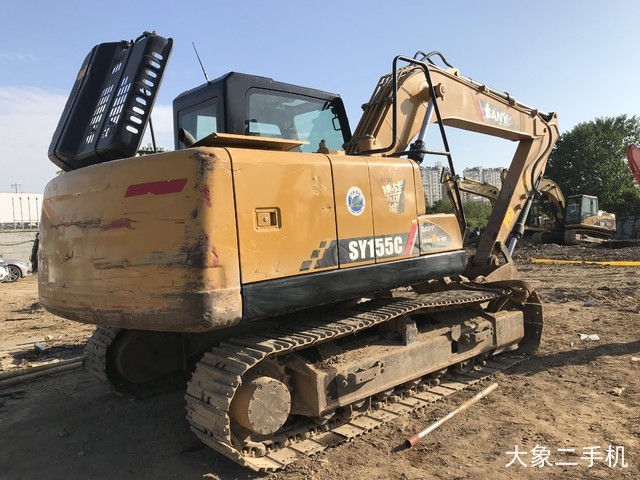 三一重工 SY135C 挖掘机