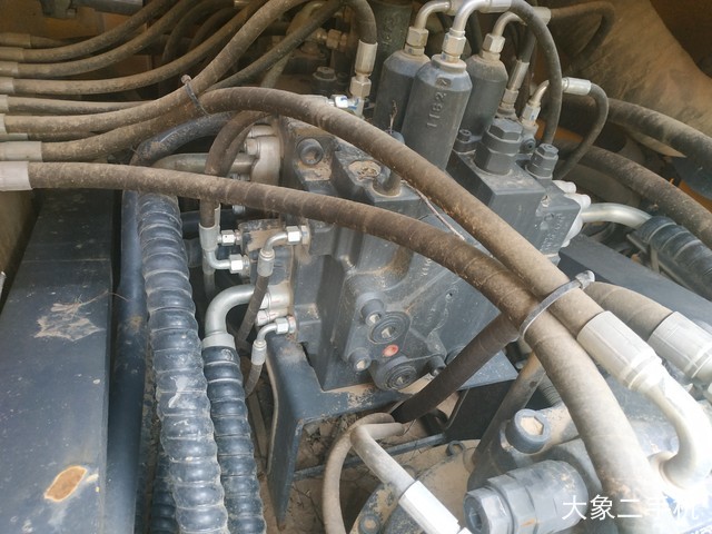 徐工 XE370D 挖掘机