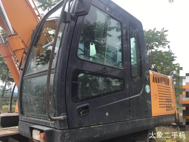 现代 R150W-7 挖掘机
