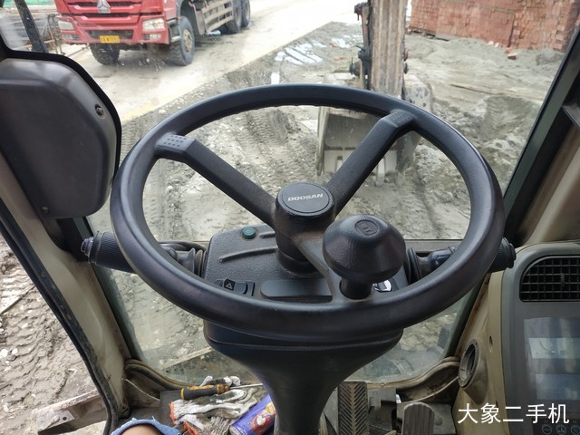 斗山 DH210W-7 挖掘机