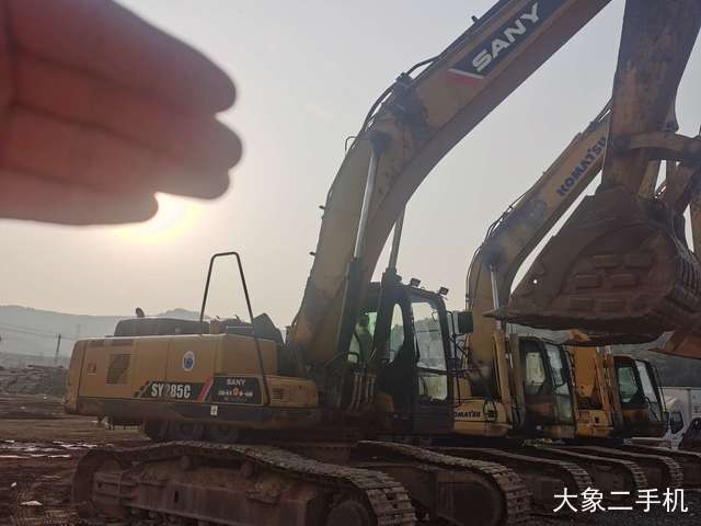 三一重工 SY285C 挖掘机