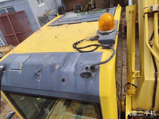 小松 PC200-8N1 挖掘机