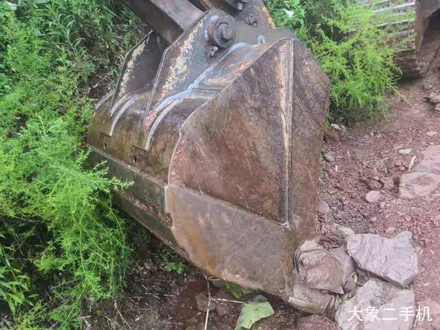 徐工 XE135D 挖掘机