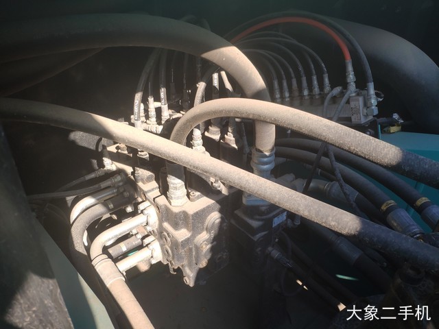 神钢 SK330-10 挖掘机