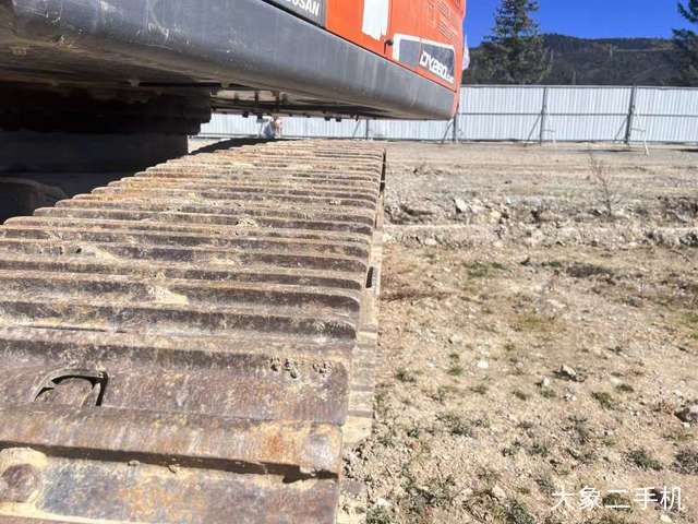 斗山 DH220-9E 挖掘机