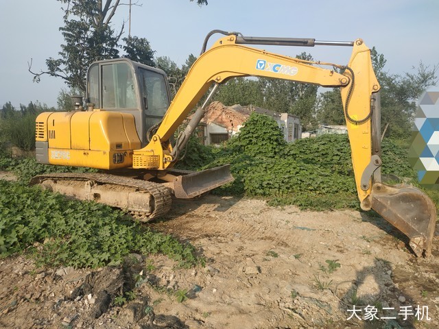 徐工 XE65D 挖掘机