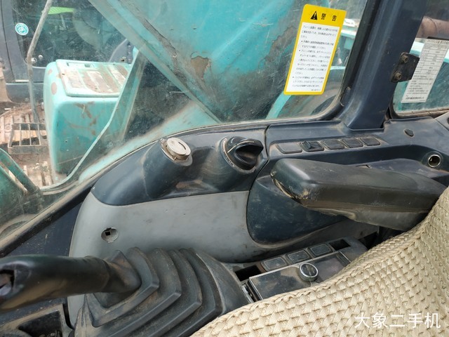 神钢 SK350LC-8 挖掘机