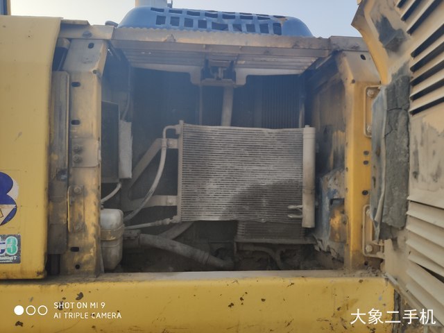 小松 PC220-8 挖掘机