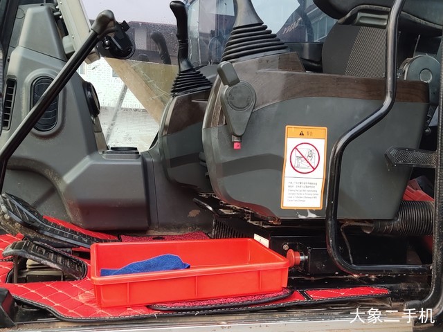 三一重工 SY135C 挖掘机