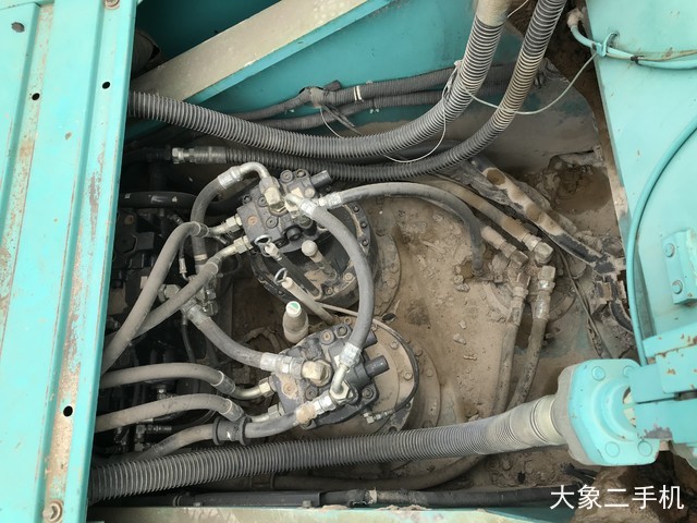 神钢 SK460-8 挖掘机