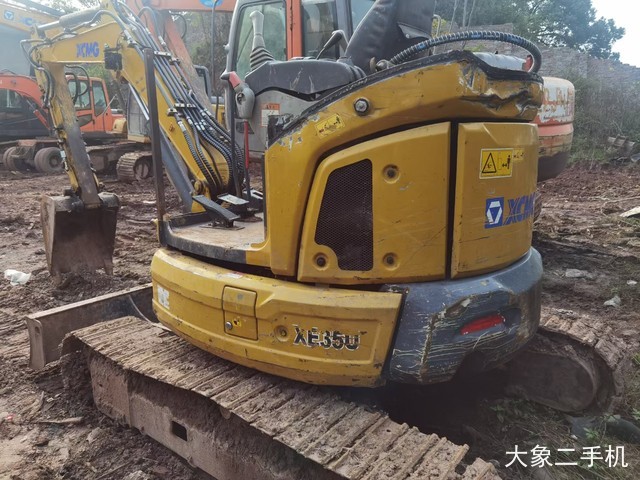 徐工 XE35U 挖掘机