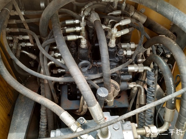 徐工 XE135D 挖掘机