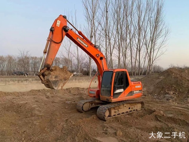 斗山 DH150-7 挖掘机