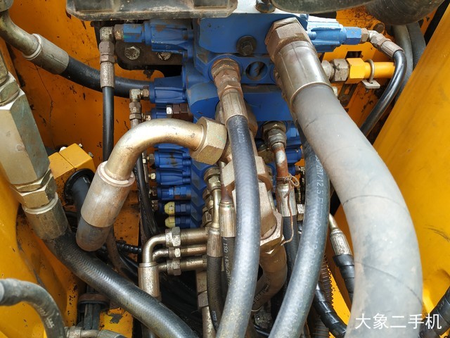 雷沃重工 FR80G 挖掘机