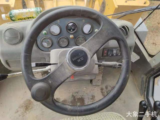 龙工 LG855B 装载机