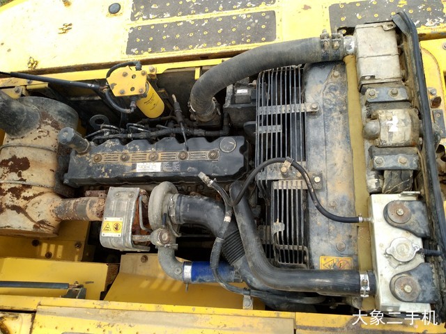 小松 PC220-8M0 挖掘机